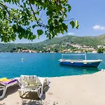 Διαμέρισμα Marija - Waterfont With Sunbeds! Unique *