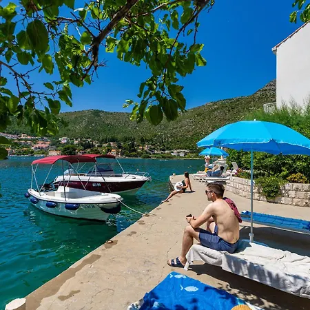 Marija - Waterfont With Sunbeds! Unique *