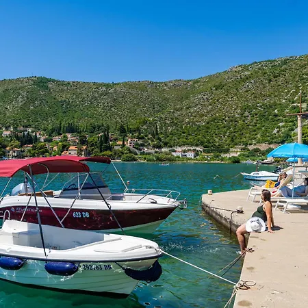 Marija - Waterfont With Sunbeds! Unique Апартаменты *