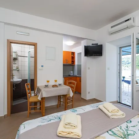 Marija - Waterfont With Sunbeds! Unique * Затон