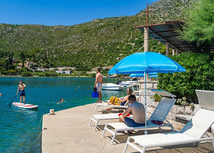 Apartament Marija - Waterfont With Sunbeds! Unique Zaton (Dubrovnik-Neretva)
